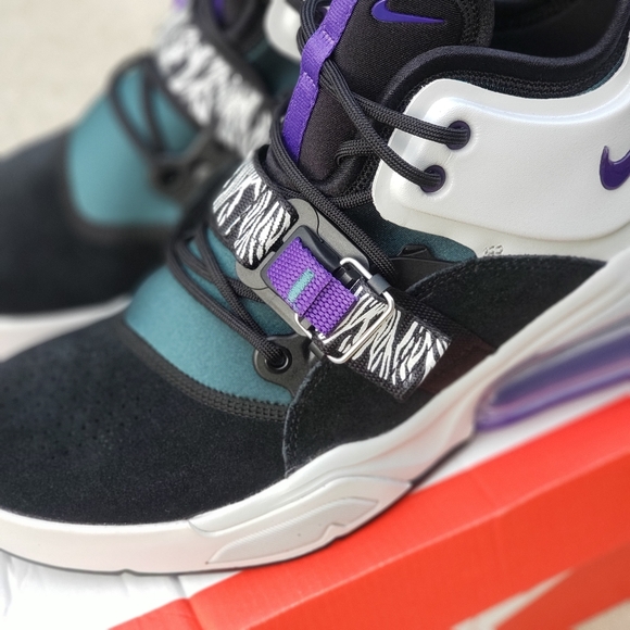 SOLD Nike Air Force 270 Men's Sneakers Size 11 - Picture 4 of 16